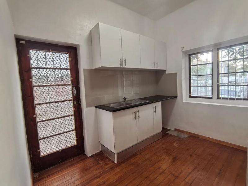 To Let 2 Bedroom Property for Rent in Green Point Western Cape